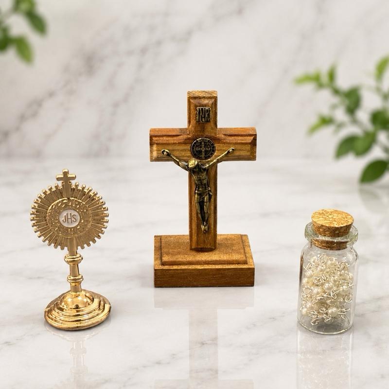 Kit com 20 un Kit Eucarística Lembrancinha Católica Ostensório Crucifixo e Terço