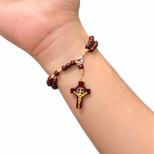 Pulseira Terço Madeira Pau Brasil Marrom Ajustável