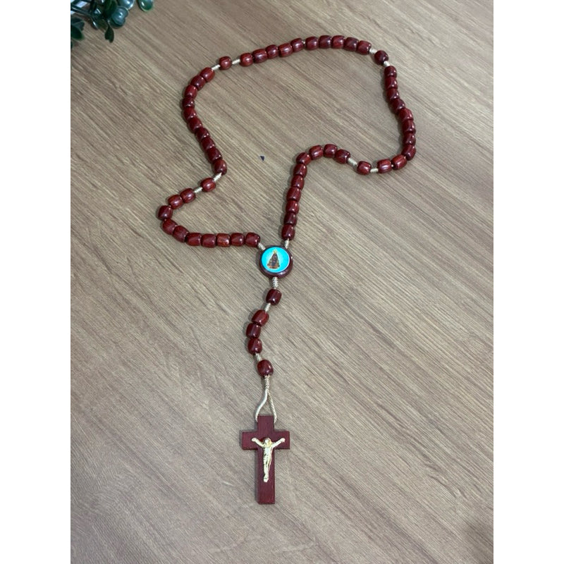 Terço Tradicional Em Madeira Pau Brasil Nossa Senhora Aparecida Resinada Terço Católico Reforçado