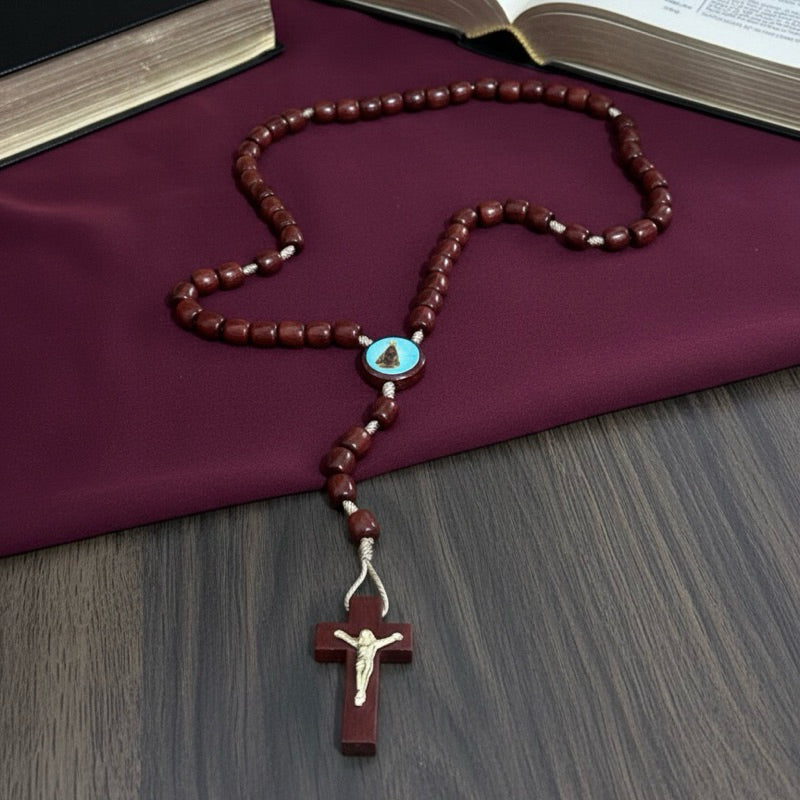 Terço Tradicional Em Madeira Pau Brasil Nossa Senhora Aparecida Resinada Terço Católico Reforçado