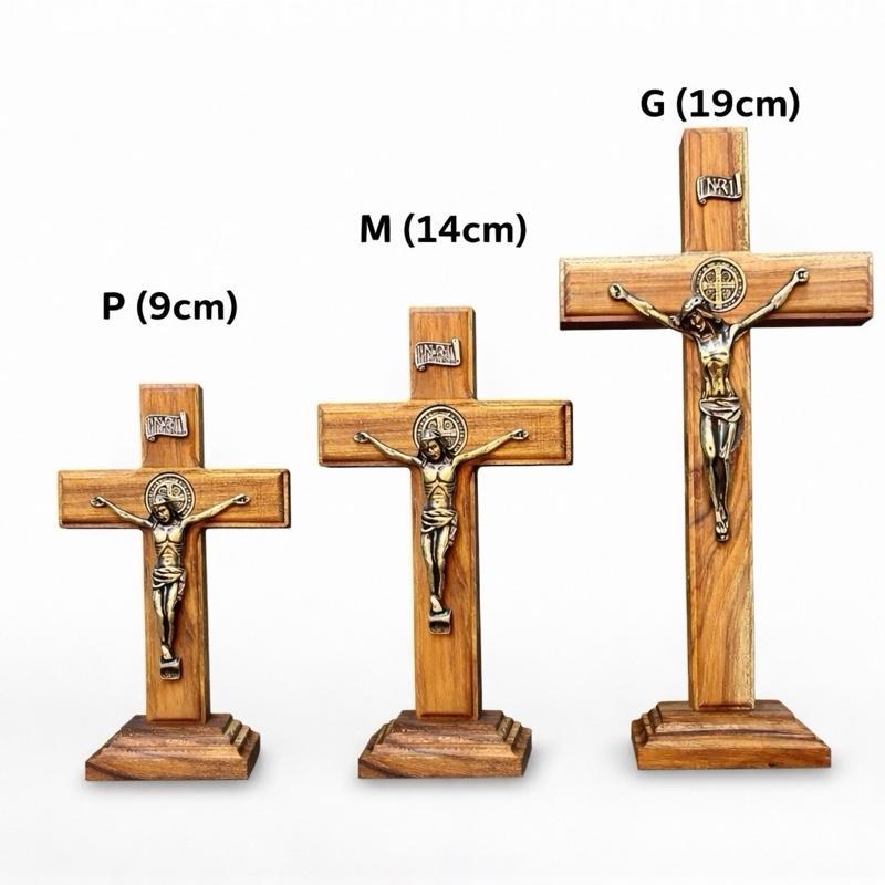 Crucifixo Madeira Cristo em Bronze Base Removível